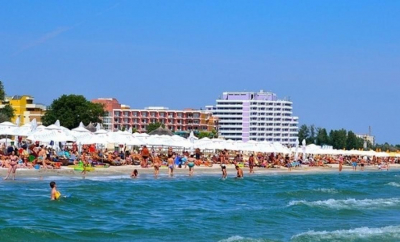 Mii de studenți moldoveni, așteptați să muncească pe litoralul românesc. Angajatorii îi preferă pentru seriozitate și cunoașterea limbii - VIDEO