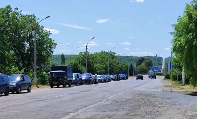 Zona de Securitate: Gazul a revenit la stațiile de alimentare auto din regiunea transnistreană. Șoferii stau în rând pentru a se alimenta - VIDEO