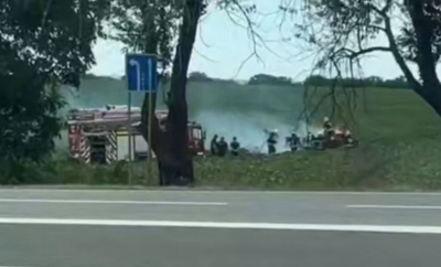 Incendiu pe traseul Bălți–Chișinău. O căruță cu fân a fost cuprinsă de flăcări. La fața locului au intervenit pompierii - VIDEO