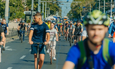 Duminică sportivă la Chișinău: Pasionații de ciclism, alergare și înot și-au testat limitele - VIDEO
