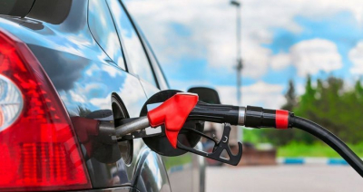 Șoferi, faceți plinul, carburanții se scumpesc în acest weekend. Noile prețuri stabilite de ANRE pentru benzină și motorină - FOTO