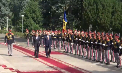 Prim-ministrul Bulgariei, Rossen Jeliazkov, întâmpinat la Chișinău de către prim-ministrul Republicii Moldova, Dorin Recean - VIDEO