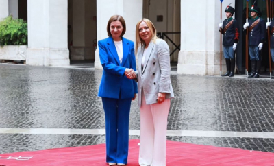 Maia Sandu a ajuns la Roma. Primele imagini de la întâlnirea cu premierul Italiei: „Grazie mille, dragă Giorgia Meloni.” Cum a fost întâmpinată șefa statului - VIDEO