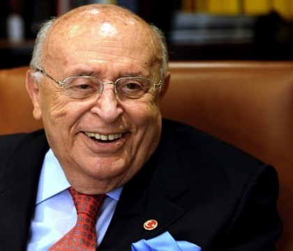 A murit fostul presedinte al Turciei, Suleyman Demirel. Avea 90 de ani si era considerat "tatal politicii turce" A murit fostul presedinte al Turciei, Suleyman Demirel. Avea 90 de ani si era considerat "tatal politicii turce"