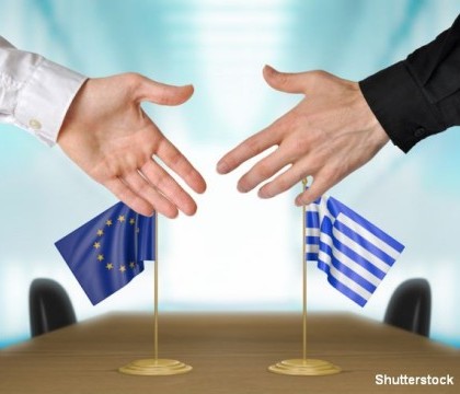 Banca Centala Europeana: "Nu vom lasa bancile din Grecia sa intre in colaps". Efectul de domino care ar afecta toata Europa Banca Centala Europeana: "Nu vom lasa bancile din Grecia sa intre in colaps". Efectul de domino care ar afecta toata Europa