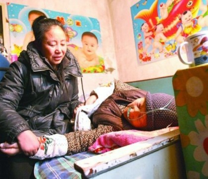 A ramas falita dupa ce a adoptat 75 de orfani. Povestea impresionanta a unei foste milionare din China A ramas falita dupa ce a adoptat 75 de orfani. Povestea impresionanta a unei foste milionare din China