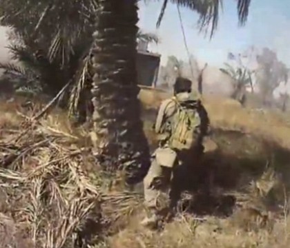 Un jihadist ISIS si-a filmat propria moarte, in timpul luptelor din Irak. Imaginile infioratoare pe care le-a surprins Un jihadist ISIS si-a filmat propria moarte, in timpul luptelor din Irak. Imaginile infioratoare pe care le-a surprins
