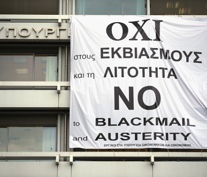 Criza din Grecia i-a facut pe bogatii lumii sa piarda 88 de miliarde de dolari intr-o saptamana. Cine a suferit cel mai mult Criza din Grecia i-a facut pe bogatii lumii sa piarda 88 de miliarde de dolari intr-o saptamana. Cine a suferit cel mai mult