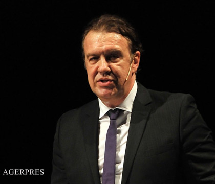 Gabriel Cotabita, din nou la Spitalul Floreasca. Artistului i s-a implantat un defibrilator la inima Gabriel Cotabita, din nou la Spitalul Floreasca. Artistului i s-a implantat un defibrilator la inima