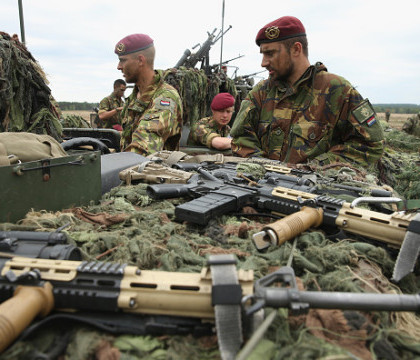 Statele Unite: Livrarea de arme Ucrainei ramane o optiune pentru Washington Statele Unite: Livrarea de arme Ucrainei ramane o optiune pentru Washington