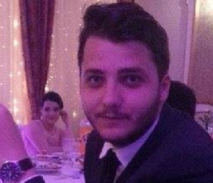 A vrut sa invete jurnalismul la Cambridge, dar o nota obtinuta la BAC i-a spulberat visul. Un elev din Romania a murit dupa ce s-a aruncat in fata trenului A vrut sa invete jurnalismul la Cambridge, dar o nota obtinuta la BAC i-a spulberat visul. Un elev din Romania a murit dupa ce s-a aruncat in fata trenului