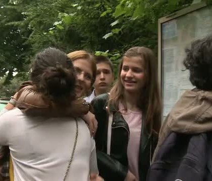 "Vreau sa fiu un bun istoric". Povestea elevului japonez, ajuns la o scoala din Bacau, care a luat 9,25 la evaluare nationala "Vreau sa fiu un bun istoric". Povestea elevului japonez, ajuns la o scoala din Bacau, care a luat 9,25 la evaluare nationala
