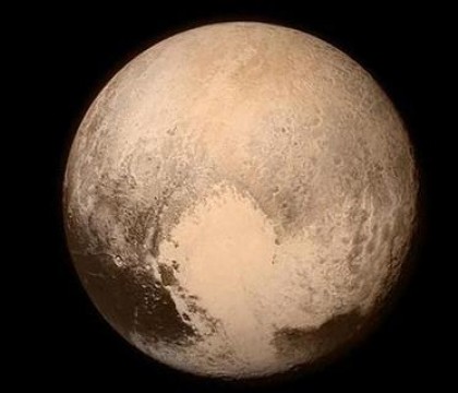 Internetul a "explodat" dupa ce NASA a publicat prima imagine cu suprafata de pe Pluto. "E ca un Craciun in iulie" Internetul a "explodat" dupa ce NASA a publicat prima imagine cu suprafata de pe Pluto. "E ca un Craciun in iulie"