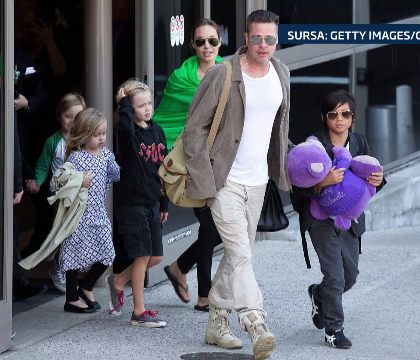 Cat au lasat bacsis Angelina si Brad Pitt la un fast-food. Angajatilor nu le-a venit sa creada Cat au lasat bacsis Angelina si Brad Pitt la un fast-food. Angajatilor nu le-a venit sa creada