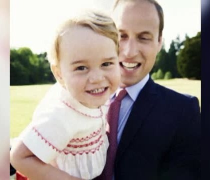 Sarbatoare in Marea Britanie. Micul print George a implinit 2 ani, iar Palatul Kensington a publicat o fotografie aniversara Sarbatoare in Marea Britanie. Micul print George a implinit 2 ani, iar Palatul Kensington a publicat o fotografie aniversara