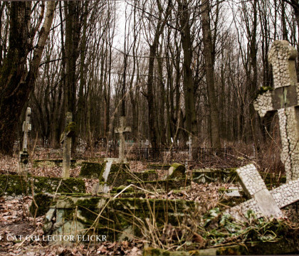 Orasul din Rusia unde oamenii isi pot ingropa mortii doar cu escorta militara. "Nu mergeti la cimitir neinarmati" Orasul din Rusia unde oamenii isi pot ingropa mortii doar cu escorta militara. "Nu mergeti la cimitir neinarmati"