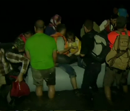 ONU declara "haos total" in cele trei insule grecesti, asaltate de sute de mii de imigranti. Cere masuri urgente ONU declara "haos total" in cele trei insule grecesti, asaltate de sute de mii de imigranti. Cere masuri urgente