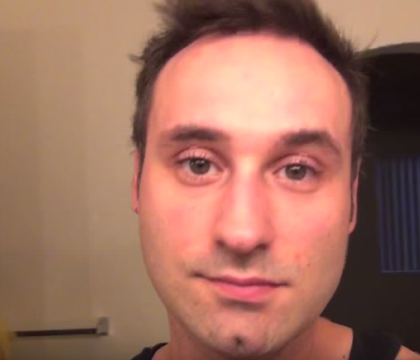 Nu si-a mai ras barba timp de un an, iar internautii l-au numit "Moise". Ce a descoperit tanarul la finalul celor 365 de zile - VIDEO Nu si-a mai ras barba timp de un an, iar internautii l-au numit "Moise". Ce a descoperit tanarul la finalul celor 365 de zile - VIDEO