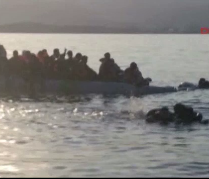 Paza de Coasta din Grecia, acuzata ca a scufundat intentionat o barca plina cu imigranti. Imaginile dramatice au fost filmate Paza de Coasta din Grecia, acuzata ca a scufundat intentionat o barca plina cu imigranti. Imaginile dramatice au fost filmate