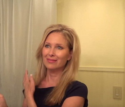 Femeia care face senzatie pe internet datorita felului in care arata, desi are 60 de ani. Cum se mentine in forma. VIDEO Femeia care face senzatie pe internet datorita felului in care arata, desi are 60 de ani. Cum se mentine in forma. VIDEO