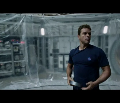 Povestea unui astronaut pierdut pe Planeta Marte - noul film al lui Matt Damon: "Am invatat sa cultiv cartofi"