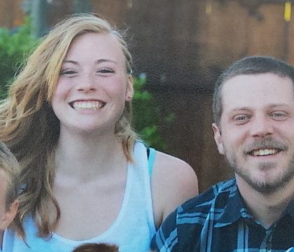 Detaliul care a stricat poza perfecta de familie. Ce apare mai jos, in imagine. FOTO Detaliul care a stricat poza perfecta de familie. Ce apare mai jos, in imagine. FOTO