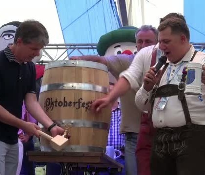 OKTOBERFEST 2015. 300.000 de oameni sunt asteptati la cel mai mare festival al berii in Romania OKTOBERFEST 2015. 300.000 de oameni sunt asteptati la cel mai mare festival al berii in Romania