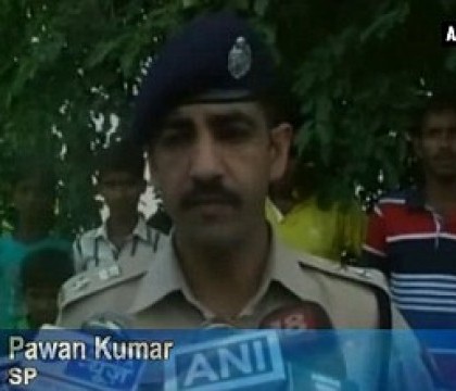 Caz tulburator in India. Doua surori au fost rapite, violate si ucise. Una dintre ele, spanzurata si mutilata cu acid Caz tulburator in India. Doua surori au fost rapite, violate si ucise. Una dintre ele, spanzurata si mutilata cu acid