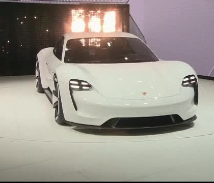 Masinile "eco" sunt mai numeroase ca niciodata la Salonul Auto de la Frankfurt. Modelele cu care fac senzatie Porsche si Audi Masinile "eco" sunt mai numeroase ca niciodata la Salonul Auto de la Frankfurt. Modelele cu care fac senzatie Porsche si Audi