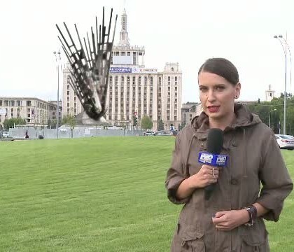 " Aripile" de 2,3 mil. de euro care il vor inlocui pe Lenin in Piata Presei Libere din Bucuresti. De ce spun criticii ca e " o idee proasta" " Aripile" de 2,3 mil. de euro care il vor inlocui pe Lenin in Piata Presei Libere din Bucuresti. De ce spun criticii ca e " o idee proasta"