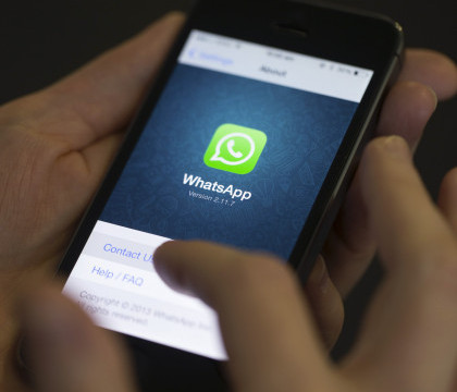A provocat un scandal imens in comunitate, dupa ce si-a anuntat sotia ca divorteaza de ea, prin intermediul WhatsApp