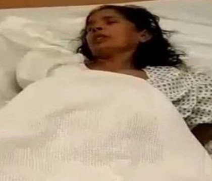 Drama prin care a trecut o indianca in Arabia Saudita: patroana i-a taiat mana menajerei cand a prins-o incercand sa fuga Drama prin care a trecut o indianca in Arabia Saudita: patroana i-a taiat mana menajerei cand a prins-o incercand sa fuga
