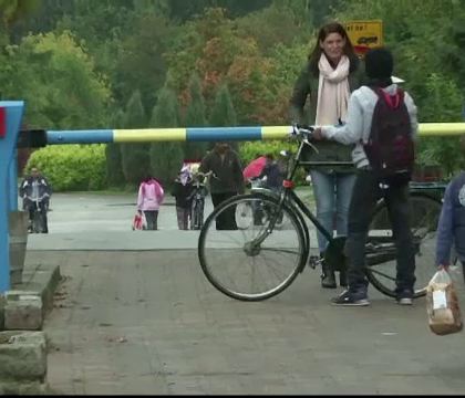 Un sat din Olanda cu doar 130 de locuitori a primit peste 800 de imigranti. Motivul pentru care localnicii s-au revoltat Un sat din Olanda cu doar 130 de locuitori a primit peste 800 de imigranti. Motivul pentru care localnicii s-au revoltat
