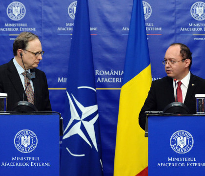 Adjunctul secretarului general al NATO: Mai mult ca niciodata, ne trebuie un NATO mai puternic. Vedem o Rusie mai categorica Adjunctul secretarului general al NATO: Mai mult ca niciodata, ne trebuie un NATO mai puternic. Vedem o Rusie mai categorica