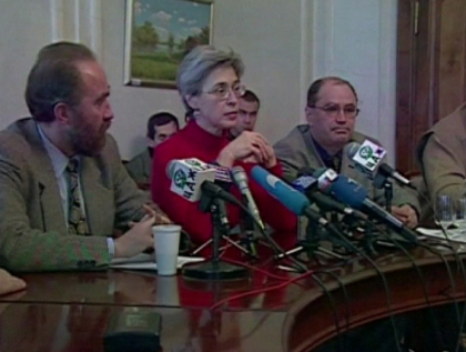 Condamnare pe viata pentru omorul de acum 8 ani al jurnalistei Anna Politkovskaia Condamnare pe viata pentru omorul de acum 8 ani al jurnalistei Anna Politkovskaia