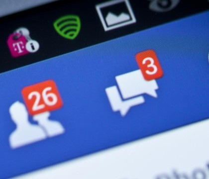 A primit un mesaj pe Facebook si s-a trezit apoi cu datorii de mii de euro. Greseala imensa comisa de o britanica A primit un mesaj pe Facebook si s-a trezit apoi cu datorii de mii de euro. Greseala imensa comisa de o britanica