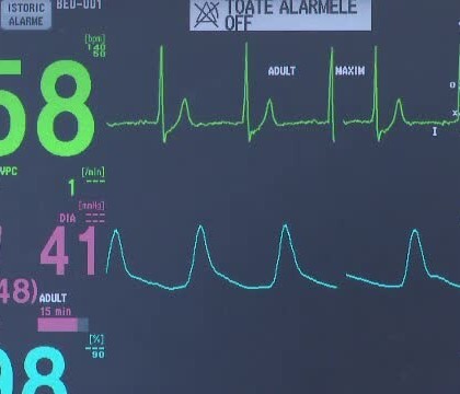 Fata de 20 de ani din Suceava, lasata sa moara in numele religiei. Povestea tragica din spatele unui caz revoltator Fata de 20 de ani din Suceava, lasata sa moara in numele religiei. Povestea tragica din spatele unui caz revoltator