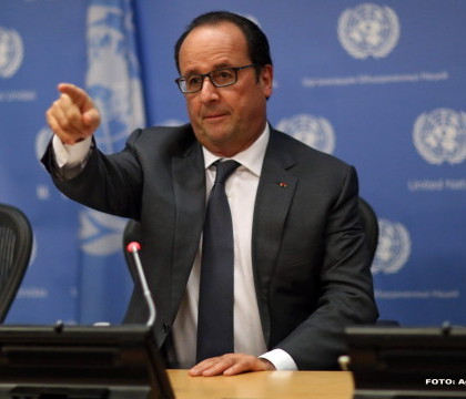 Francois Hollande, prima reactie dupa atentatele din Paris: "Am cerut intariri militare. Granitele tarii vor fi inchise" Francois Hollande, prima reactie dupa atentatele din Paris: "Am cerut intariri militare. Granitele tarii vor fi inchise"