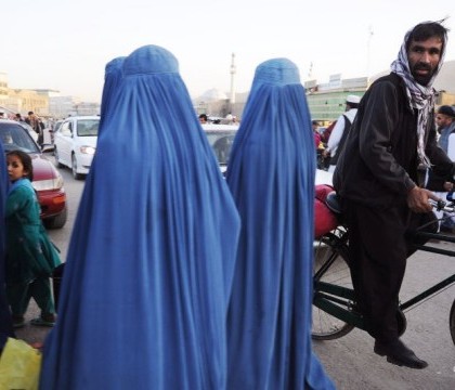 Statul musulman care le-a interzis femeilor sa poarte valul islamic. Motivul din spatele acestei decizii Statul musulman care le-a interzis femeilor sa poarte valul islamic. Motivul din spatele acestei decizii