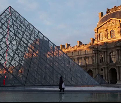 Fara coada la Turnul Eiffel si muzee aproape goale. Numarul turistilor din Paris, cu 30% mai mic dupa atentate