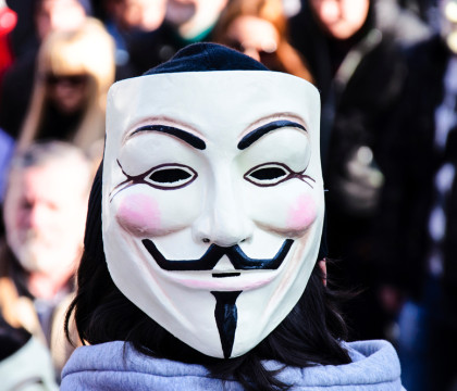 Lovitura data de un grup al Anonymous Statului Islamic. Mesajele sfidatoare publicate chiar pe un site al gruparii teroriste