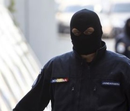 Autoritatile romane au dejucat un atentat terorist: Un membru al HVIM Ungaria planuia detonarea unei bombe de Ziua Nationala