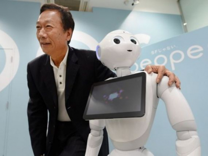 iPhone 6 va fi construit de roboti. Decizia incredibila luata de chinezii de la Foxconn, care nu mai fac fata cererilor Apple