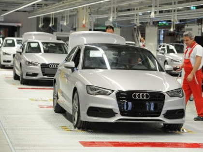 In "coasta" liderului BMW. Masinile vedeta care au adus Mercedes si Audi la vanzari record In "coasta" liderului BMW. Masinile vedeta care au adus Mercedes si Audi la vanzari record