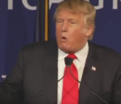 Donald Trump vrea sa limiteze accesul tinerilor la internet, pentru combaterea terorismului: "Avem multi prosti in SUA" - VIDEO Donald Trump vrea sa limiteze accesul tinerilor la internet, pentru combaterea terorismului: "Avem multi prosti in SUA" - VIDEO
