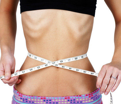 Un biletel primit de la o straina i-a salvat viata unei tinere care se lupta cu anorexia. Ce mesaj contine? Un biletel primit de la o straina i-a salvat viata unei tinere care se lupta cu anorexia. Ce mesaj contine?