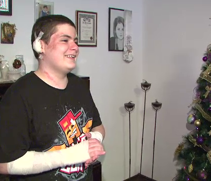 Adolescentii raniti la Colectiv, externati. Mesajele tinerilor care isi vor petrece acasa primul Craciun din noua lor viata Adolescentii raniti la Colectiv, externati. Mesajele tinerilor care isi vor petrece acasa primul Craciun din noua lor viata
