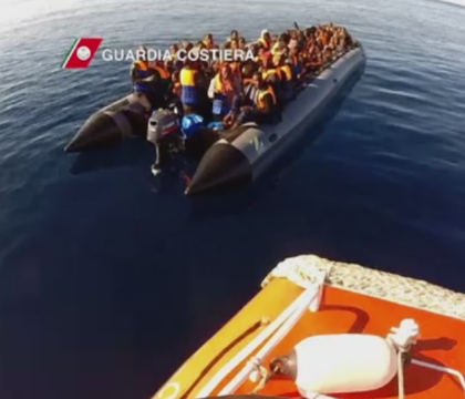 Zeci de operatiuni de salvare a refugiatilor in Mediterana, de Craciun. Declaratia controversata a presedintelui ceh Zeci de operatiuni de salvare a refugiatilor in Mediterana, de Craciun. Declaratia controversata a presedintelui ceh