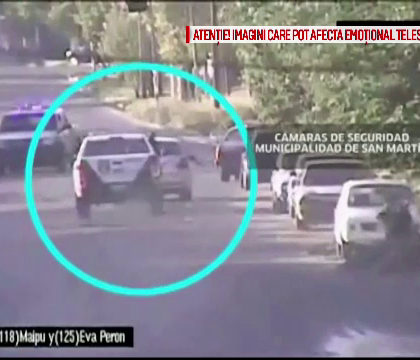 Accident teribil in Buenos Aires. O mama cu copilul in brate, lovita in plin de masina cu care niste hoti fugeau de politie Accident teribil in Buenos Aires. O mama cu copilul in brate, lovita in plin de masina cu care niste hoti fugeau de politie
