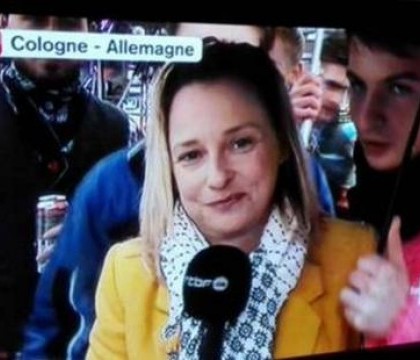 O jurnalista belgiana, agresata sexual chiar in timpul unei transmisiuni live din Germania. Politia ii cauta pe atacatori O jurnalista belgiana, agresata sexual chiar in timpul unei transmisiuni live din Germania. Politia ii cauta pe atacatori